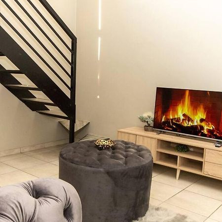 Luxury, Location, & Convenience. Apartment Johannesburg Ngoại thất bức ảnh